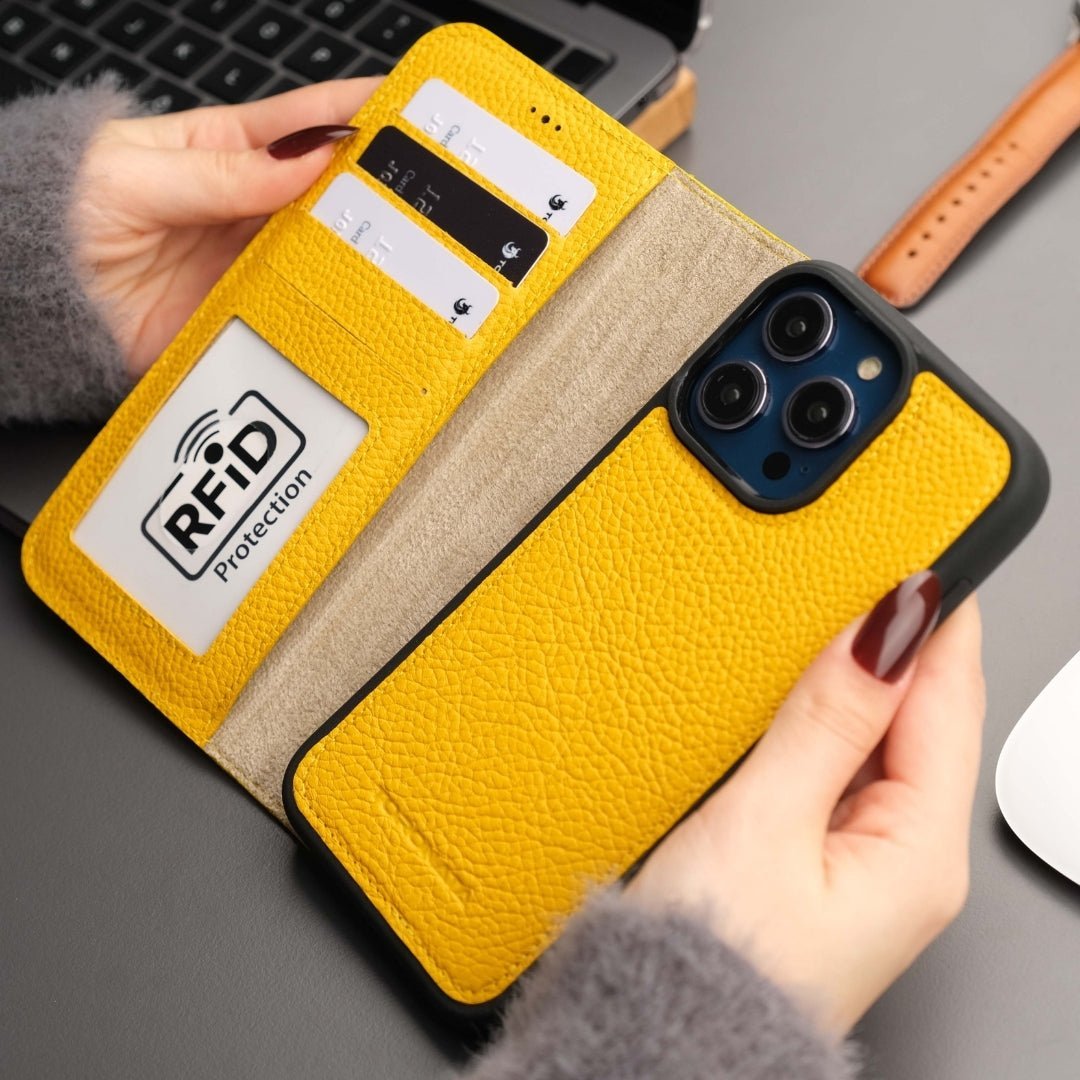 Casper iPhone 17 Pro Max Leather Wallet Case – MagSafe Compatible - PCWLDASHRES