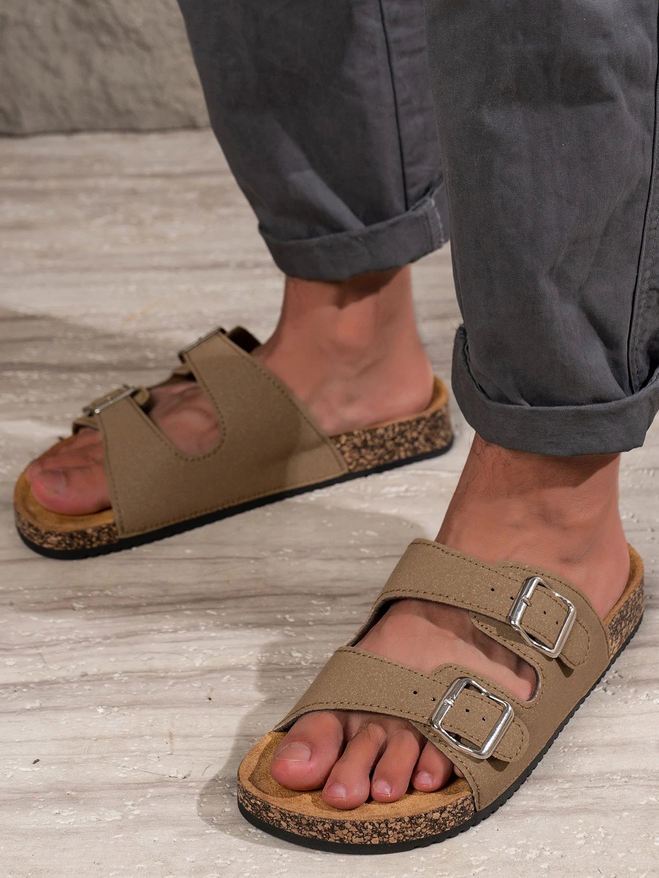 Men's Fashionable Slippers for Home and Outdoor Waterproof Non - Slip Slip - On Fashionable Versatile Slippers - PCWLDASHRES